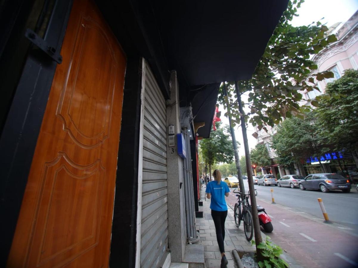 Hidden Gem In the Center Of Tirana Appartement Buitenkant foto