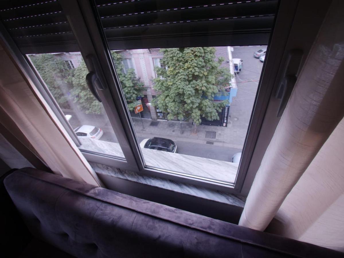 Hidden Gem In the Center Of Tirana Appartement Buitenkant foto