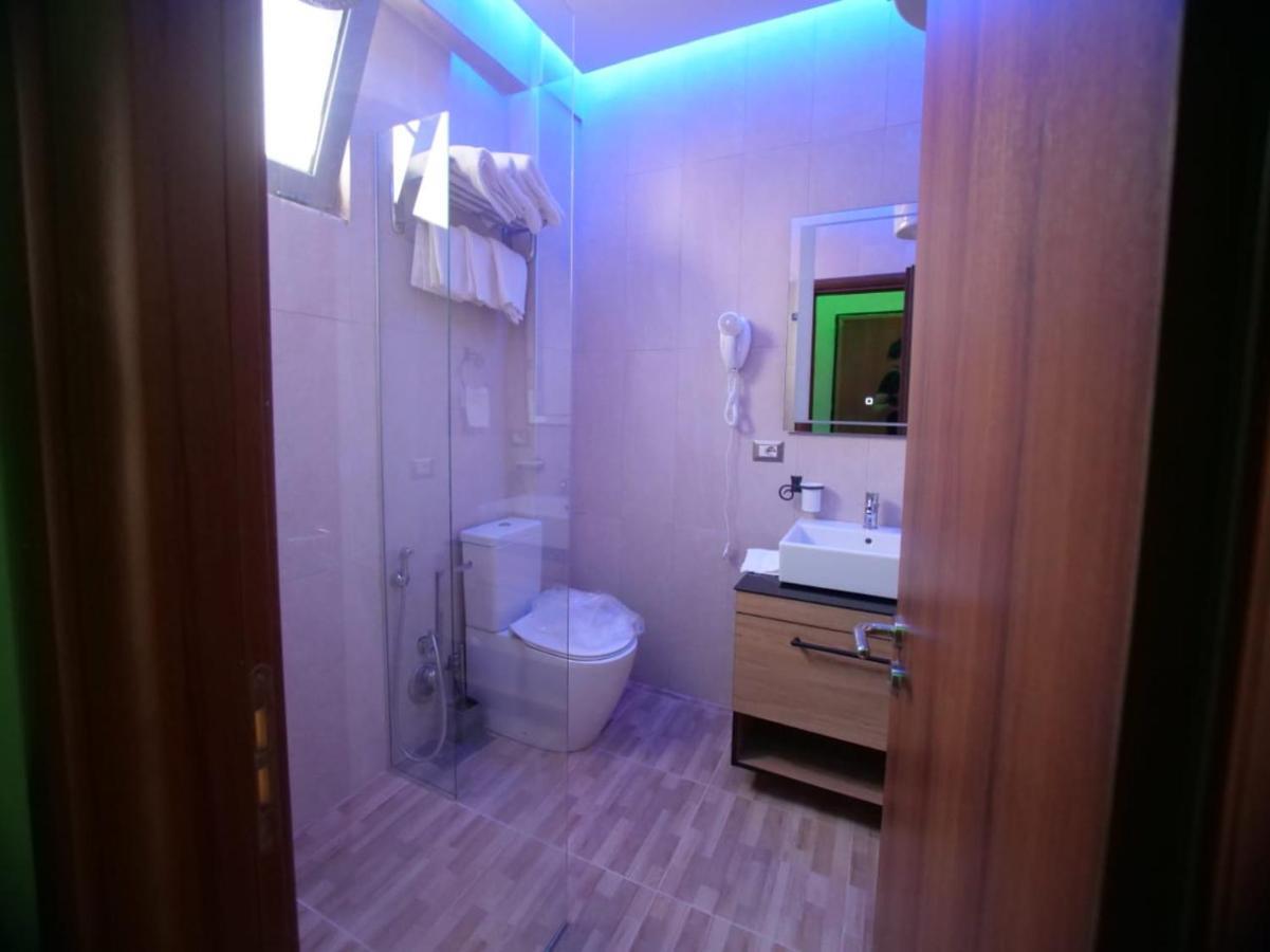 Hidden Gem In the Center Of Tirana Appartement Buitenkant foto